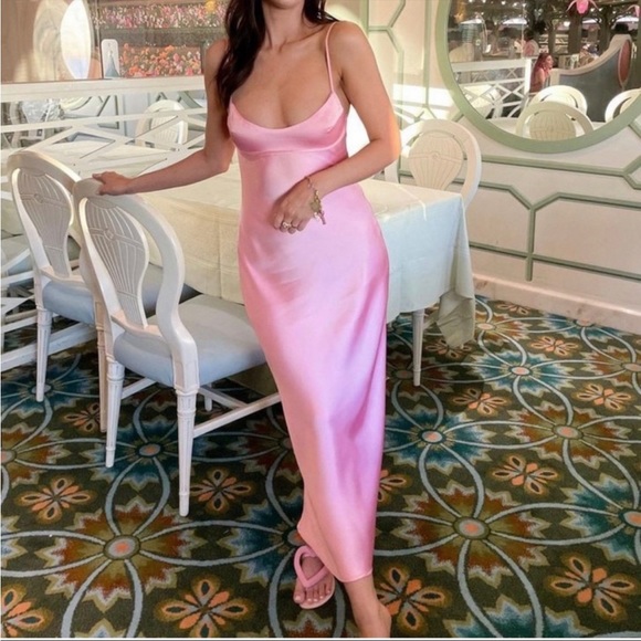 ZARA Satin Effect Cut Out Pink Slip Dress viral - Picture 3 of 14